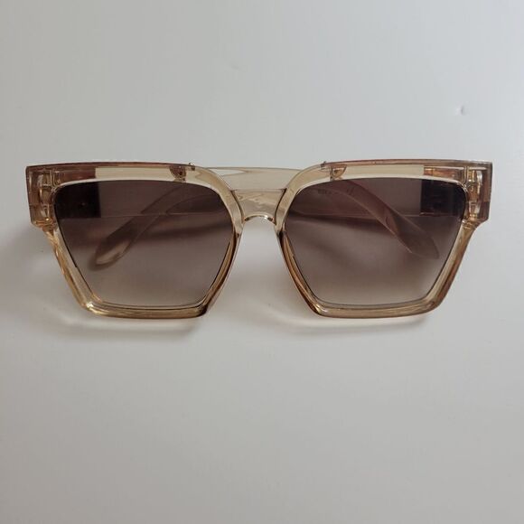Stylish Transparent Frame Chunky Sunglasses - Picture 2 of 13